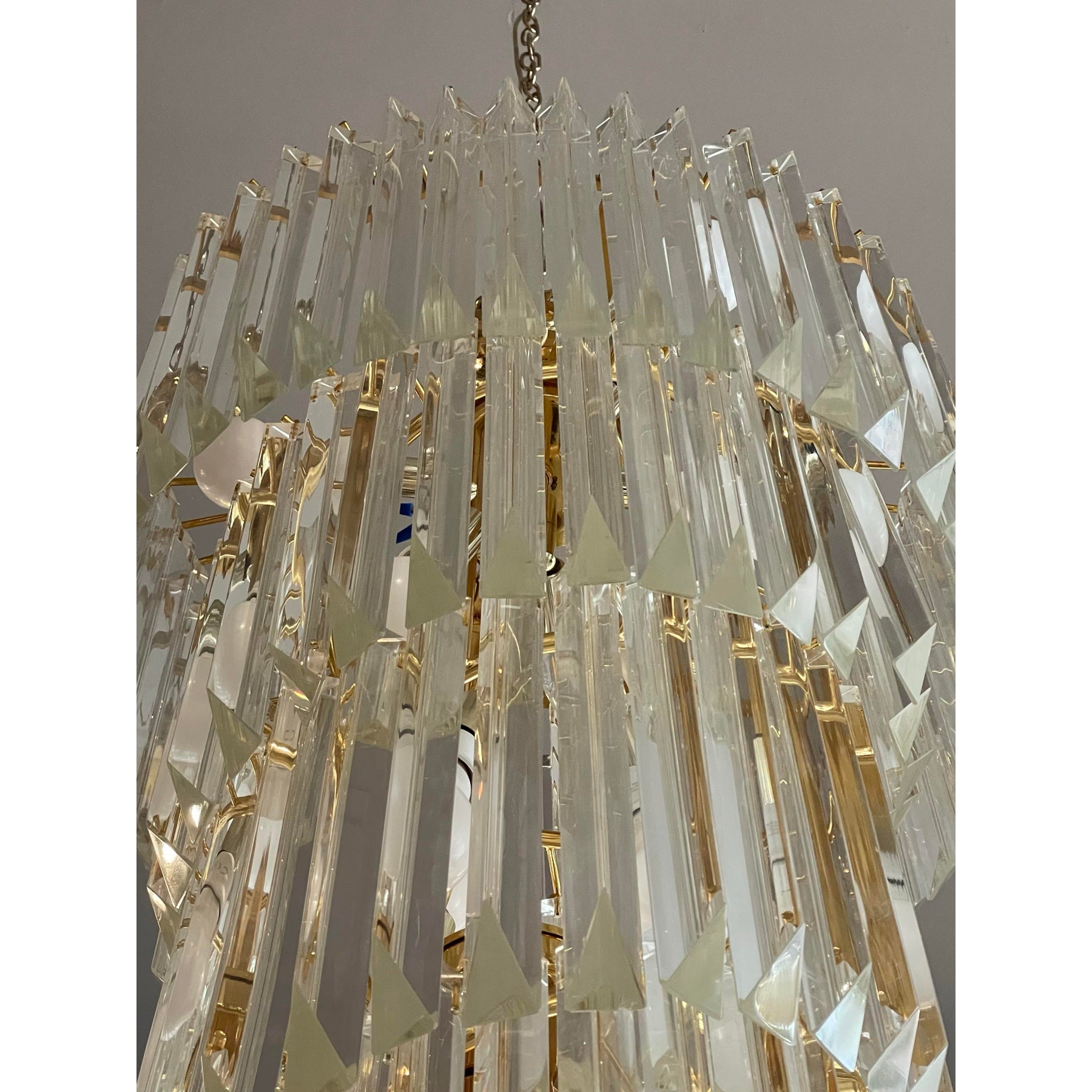 1960/1970s Vintage Italian Murano Glass Spiral Triedri Chandelier