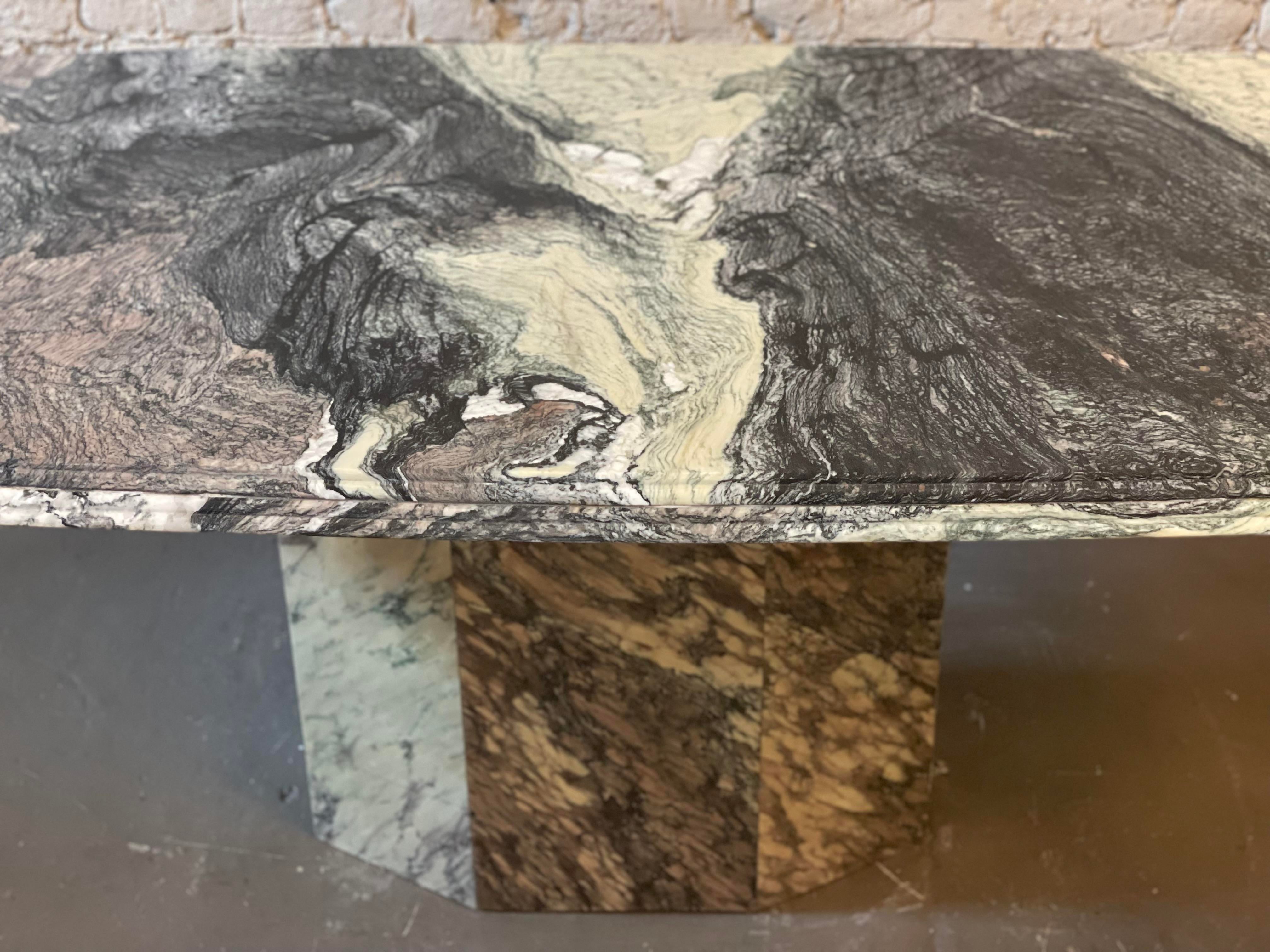 1970s Postmodern Cipollino Ondulato Marble Dining Table With Channeled Edge