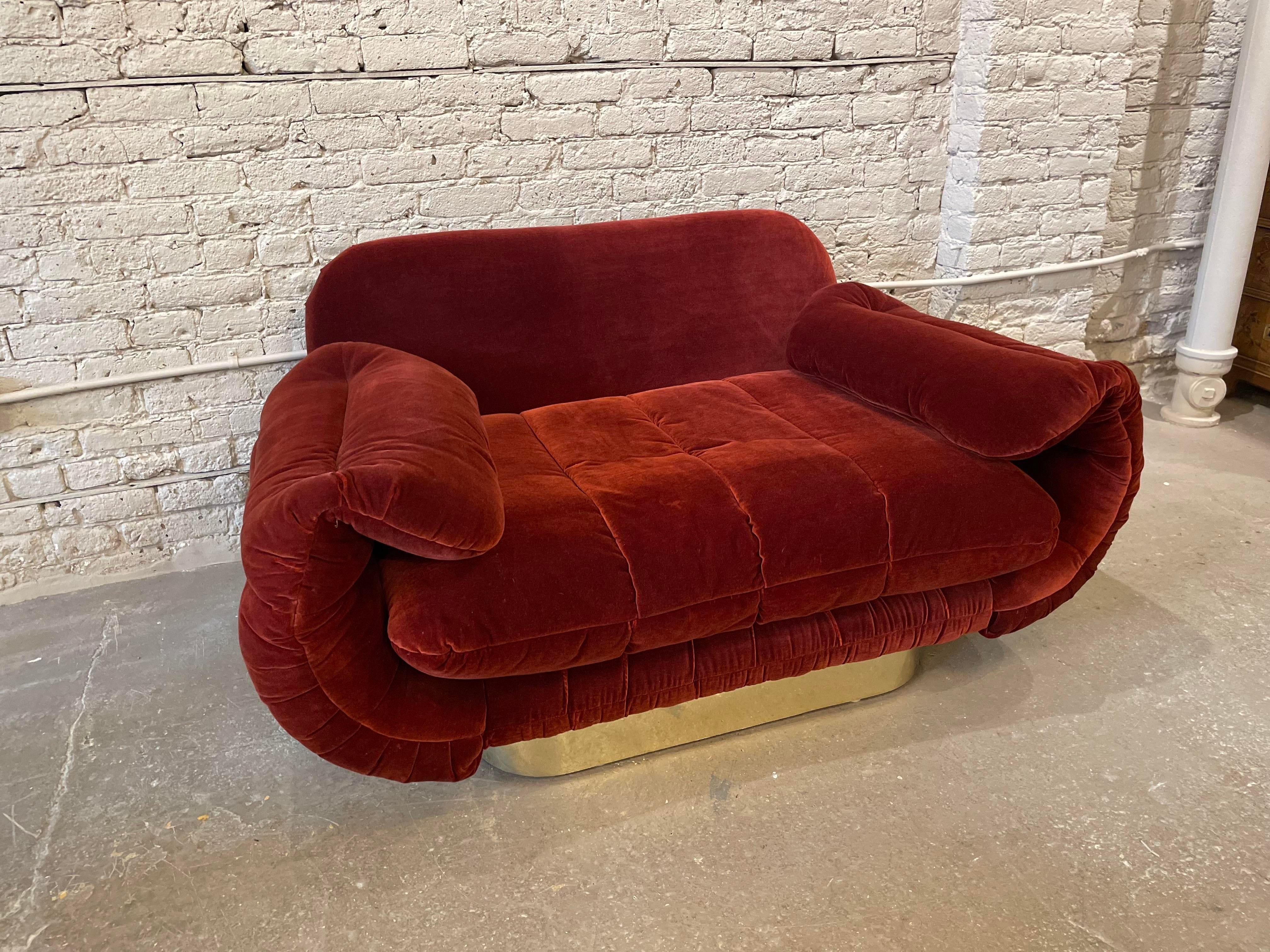 1970s Red Loveseat with Curved Arms & Brass Plinth Base