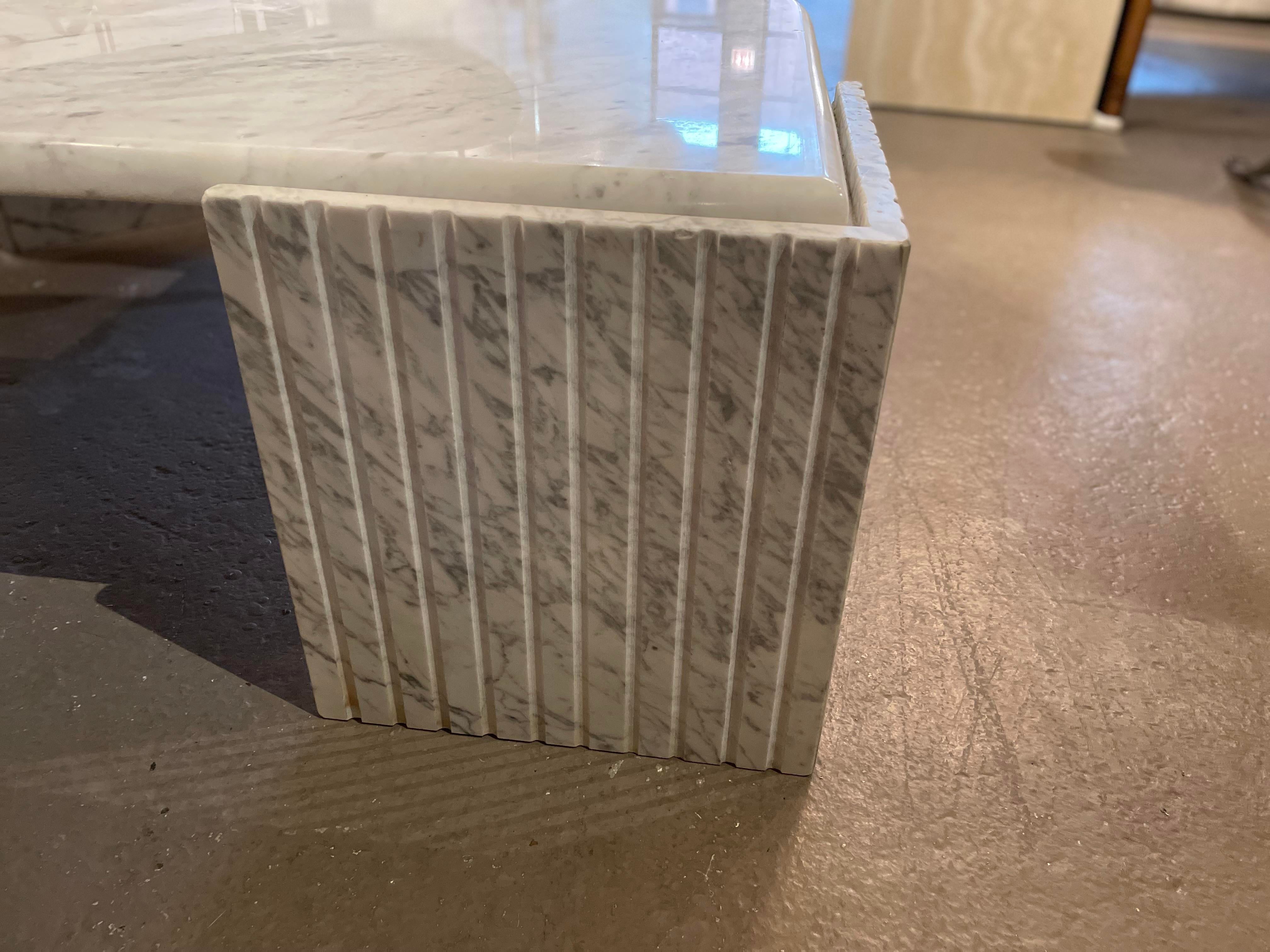 1980s Italian Carrara Marble Eye Shaped Coffee Table