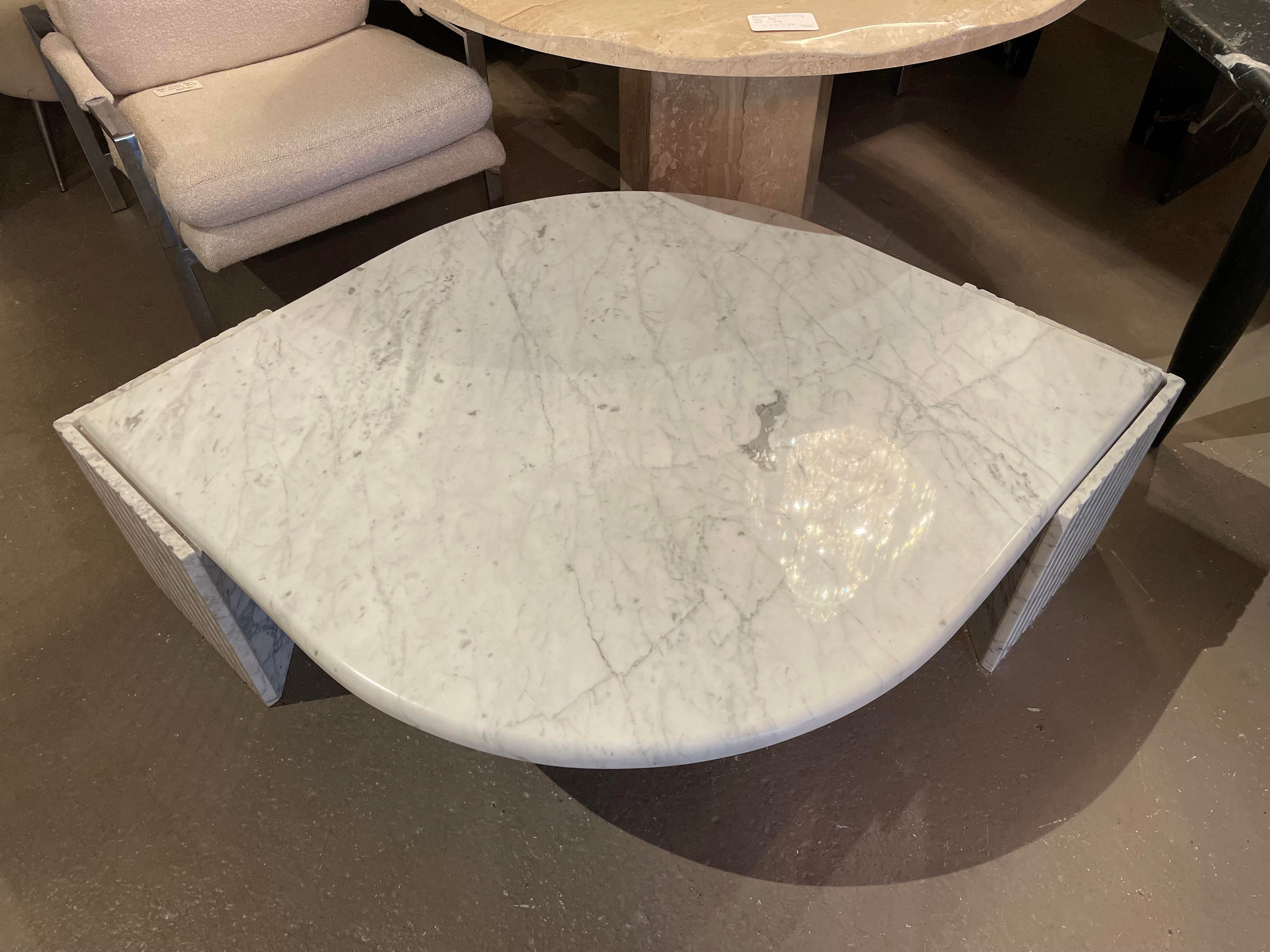 1980s Italian Carrara Marble Eye Shaped Coffee Table