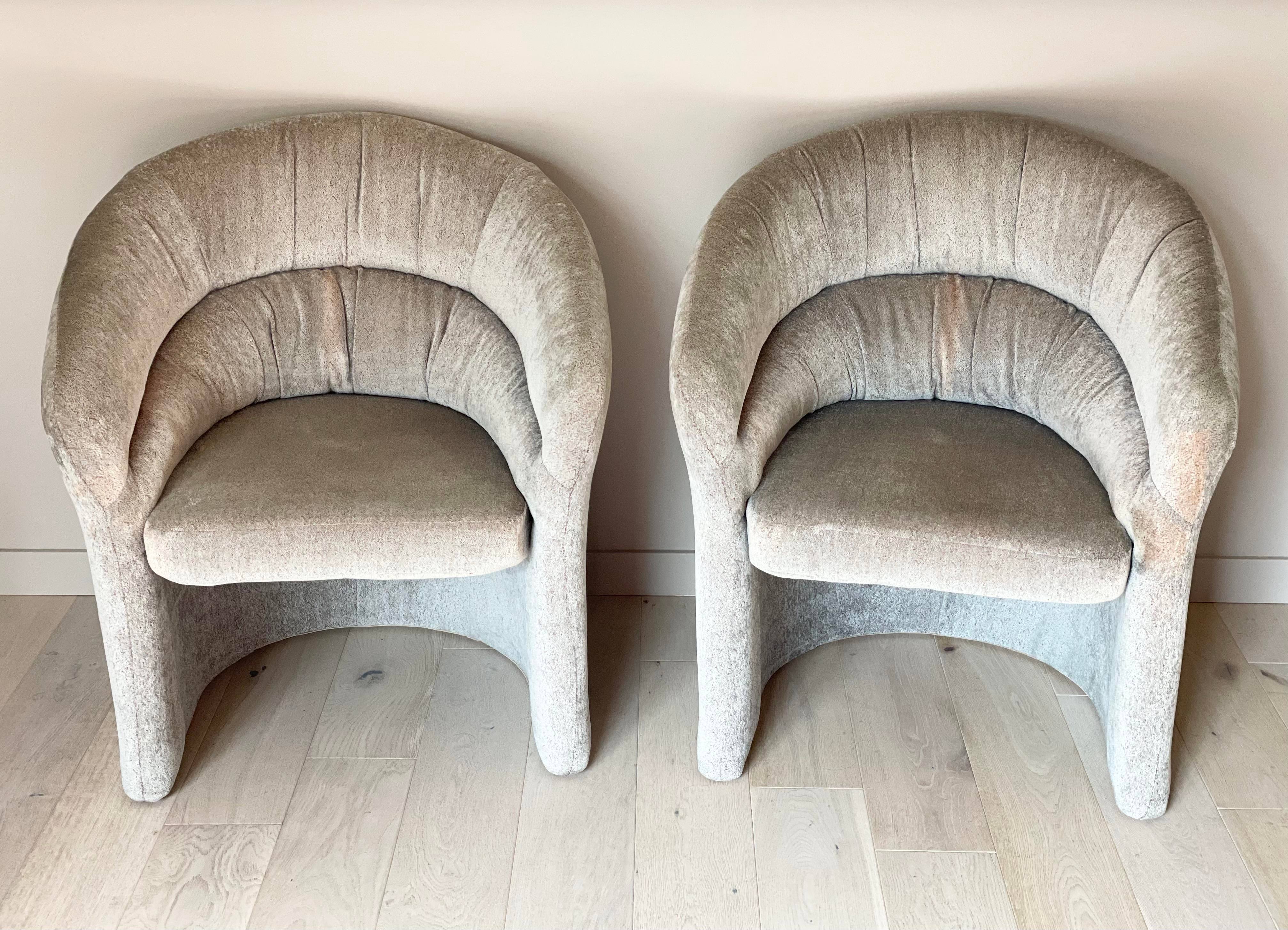 1980s Postmodern Chairs in the Style of Vladimir Kagan - a Pair
