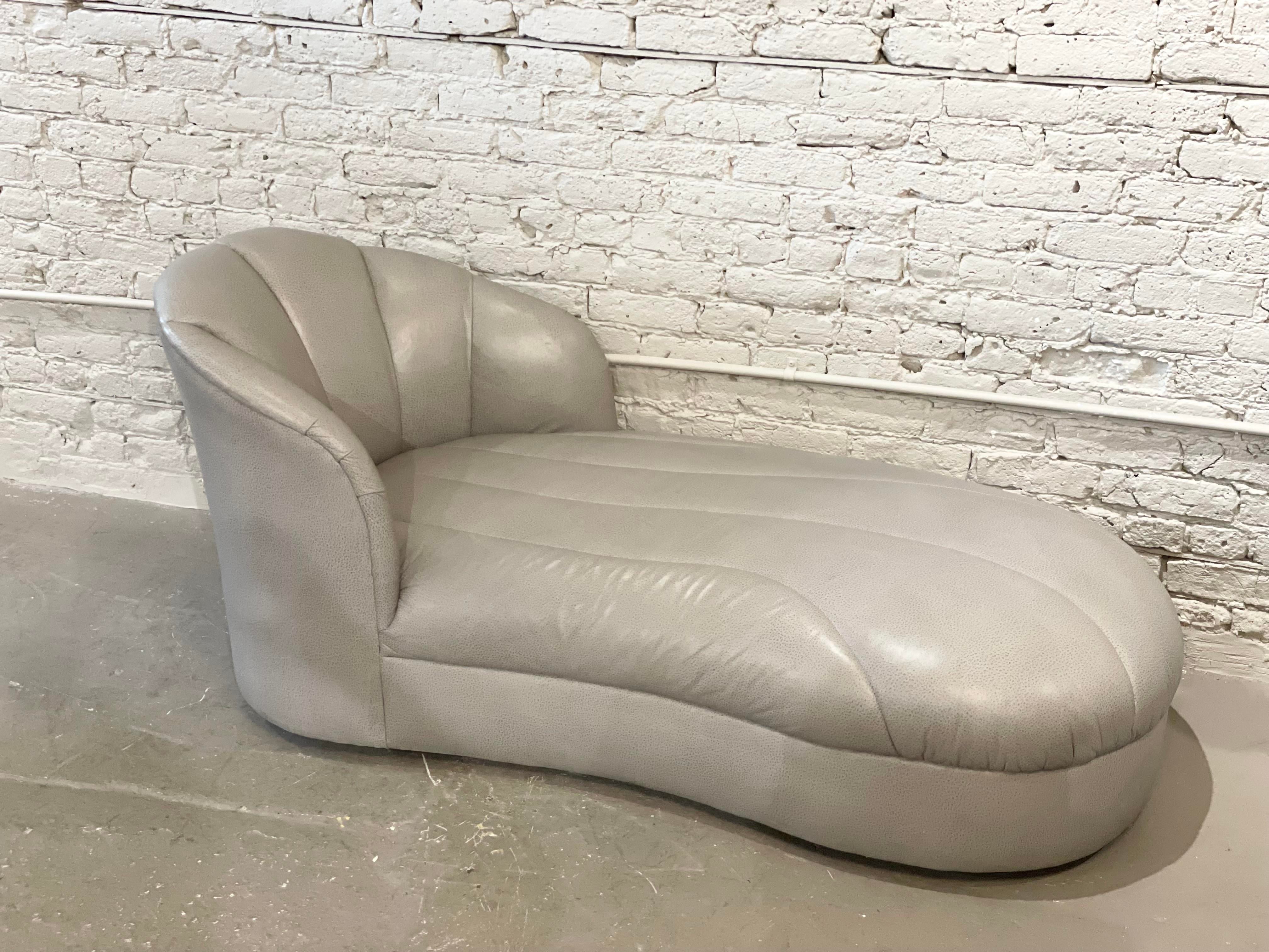 1980s Postmodern Chaise Lounge
