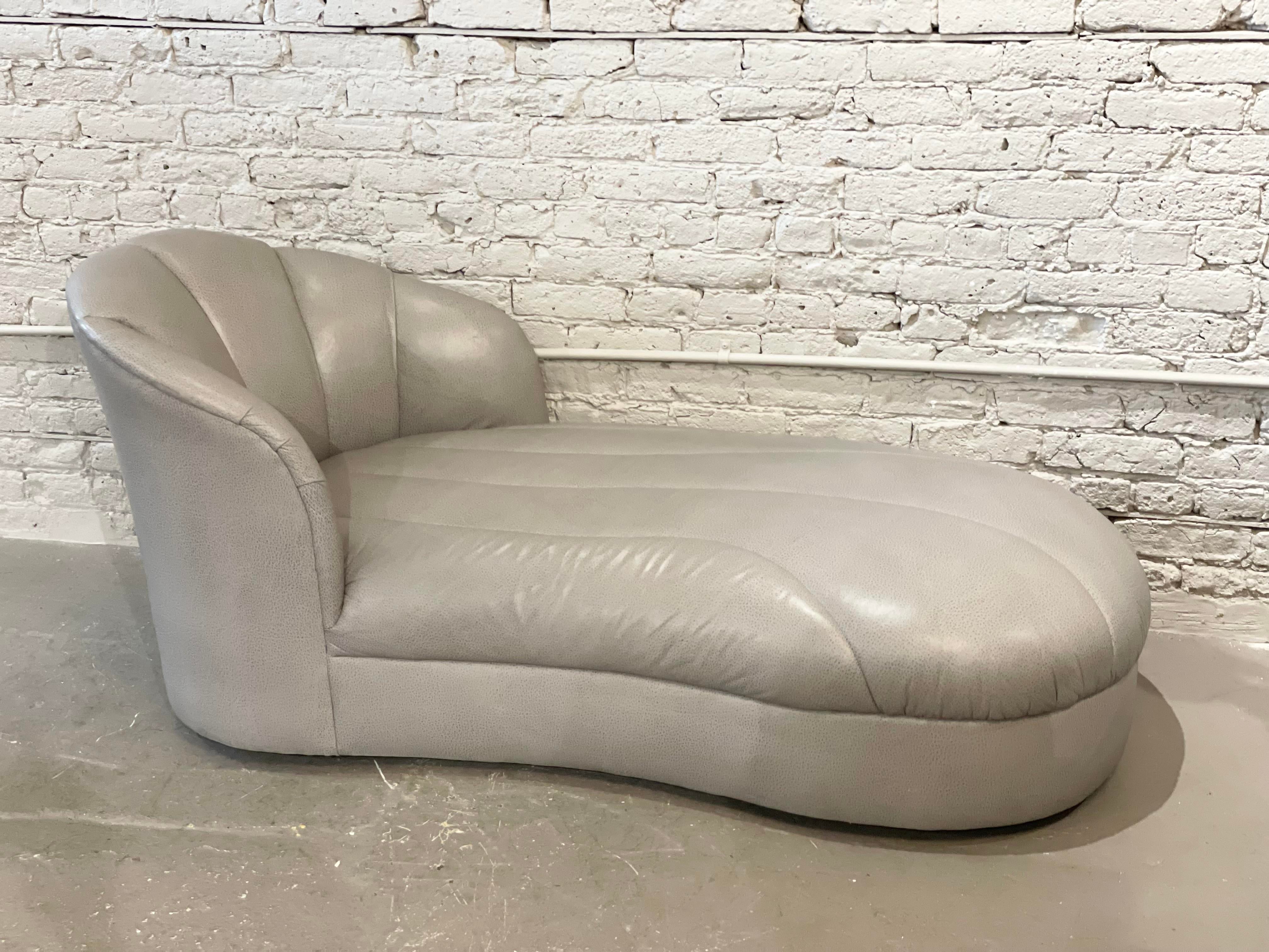 1980s Postmodern Chaise Lounge