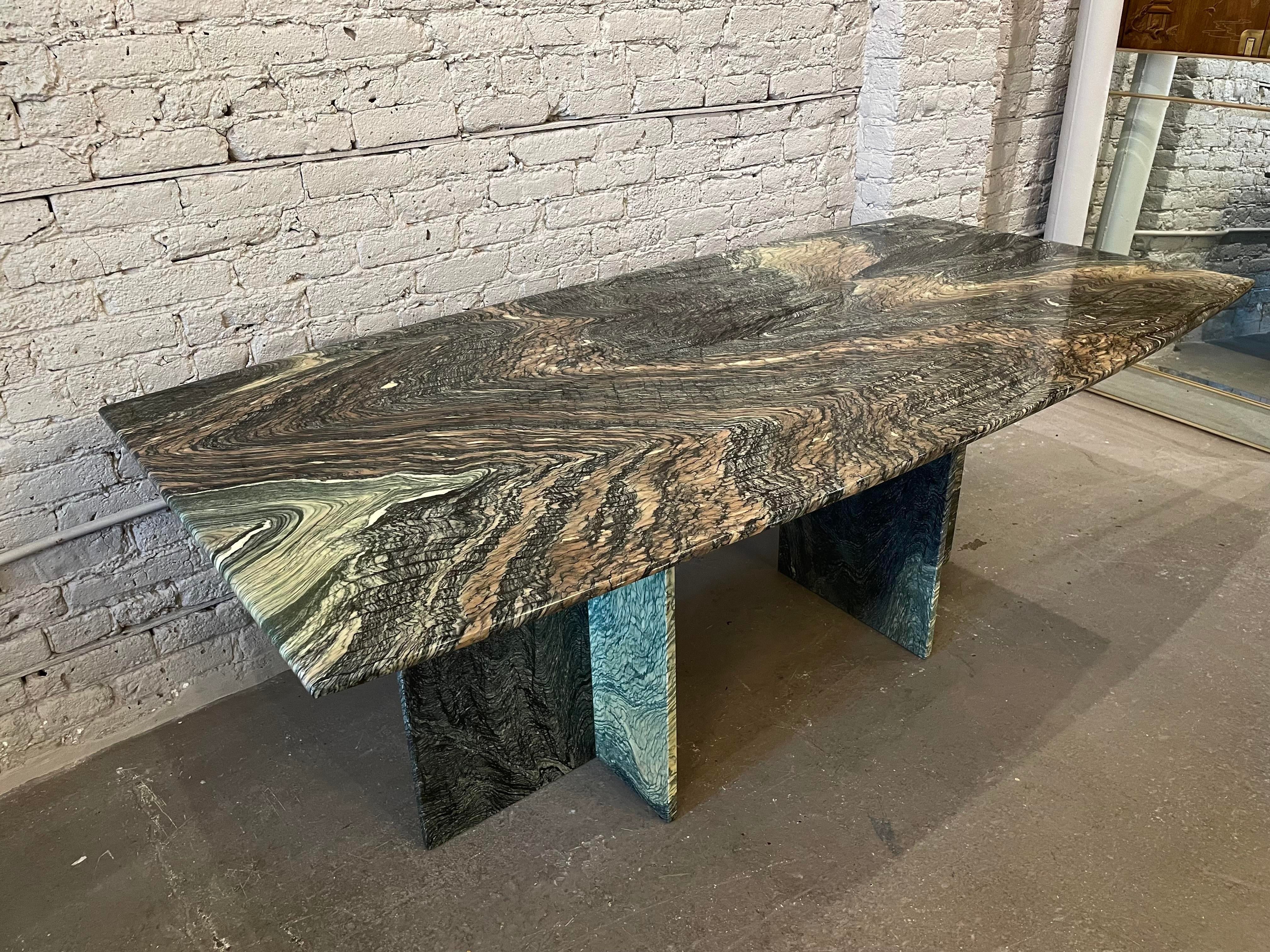 1980s Postmodern Cipollino Ondulato Dining Table