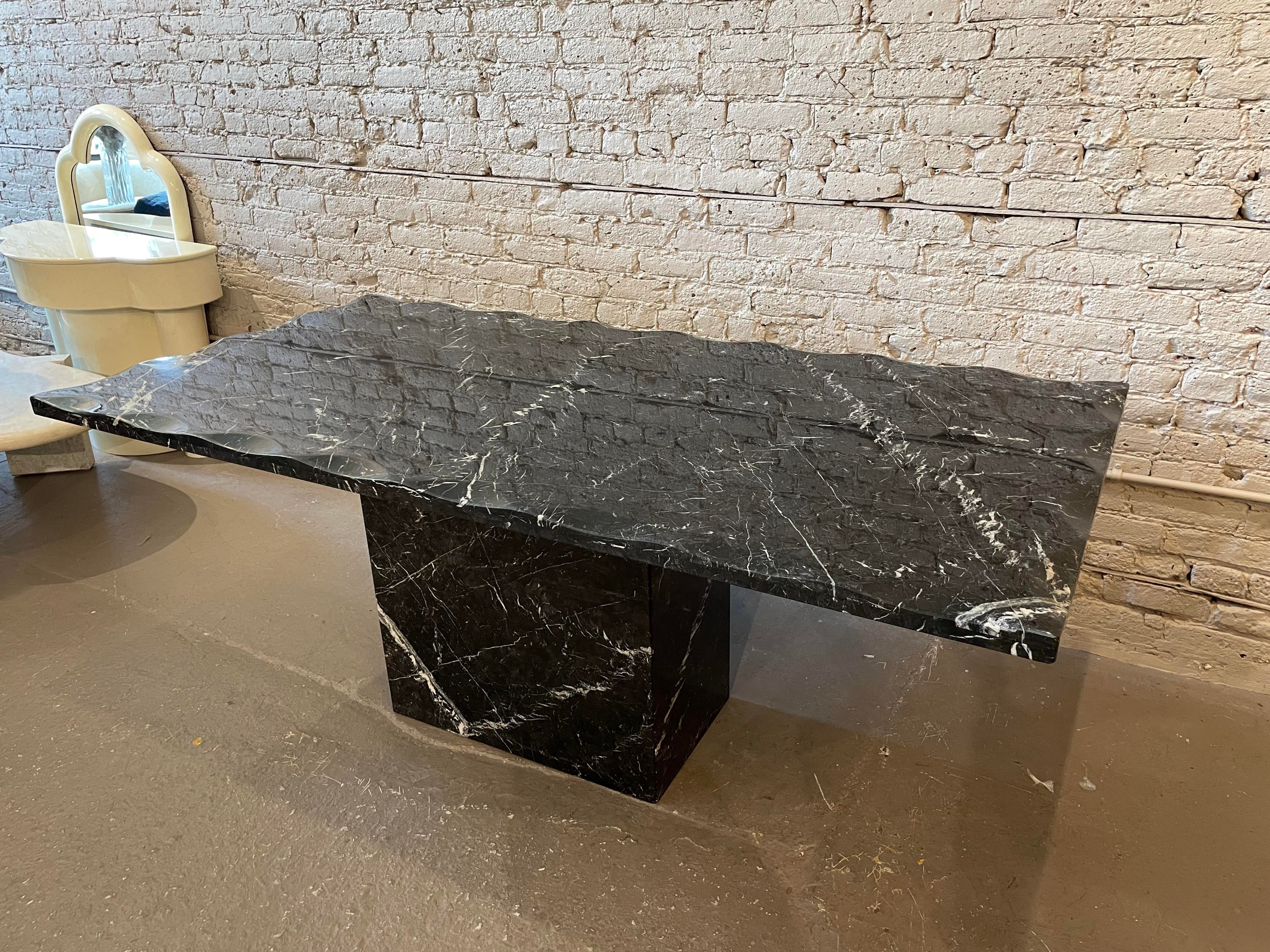 1980s Postmodern Vintage Nero Marquina Black Marble Dining Table with Scalloped Edge