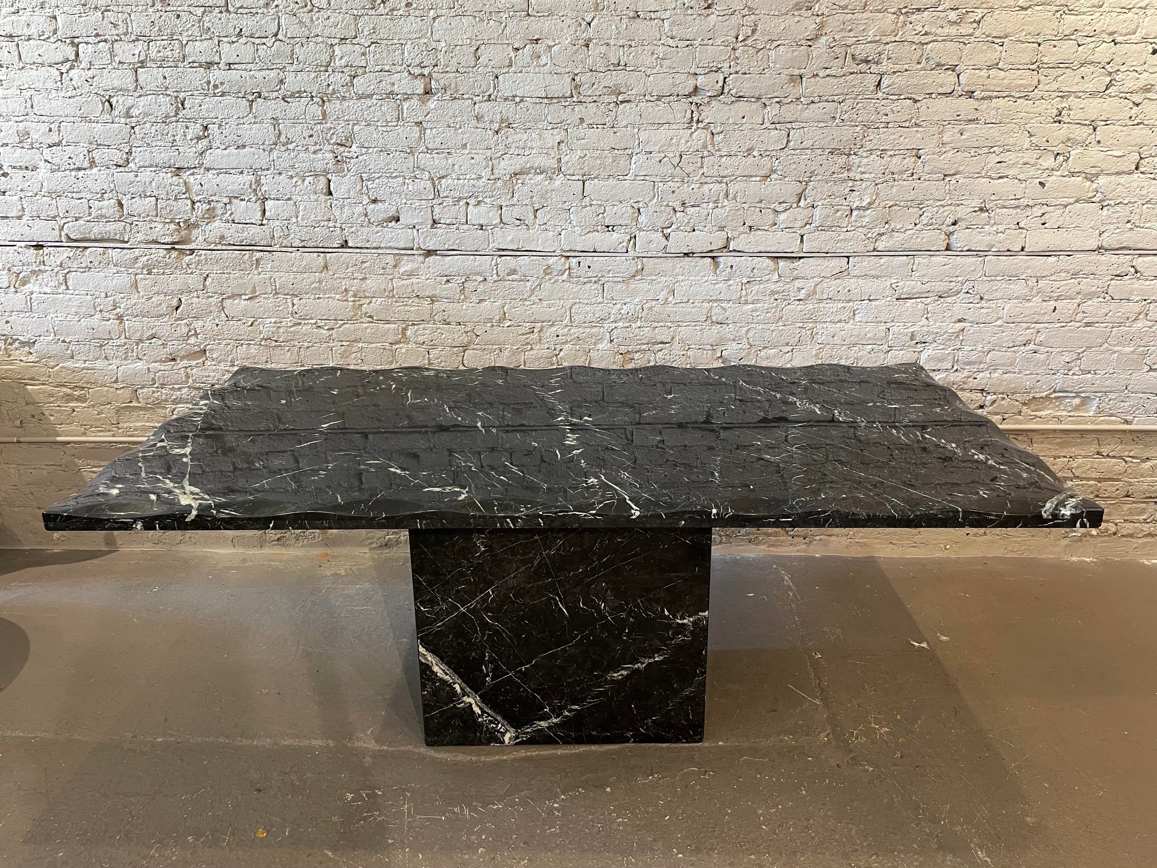 1980s Postmodern Vintage Nero Marquina Black Marble Dining Table with Scalloped Edge