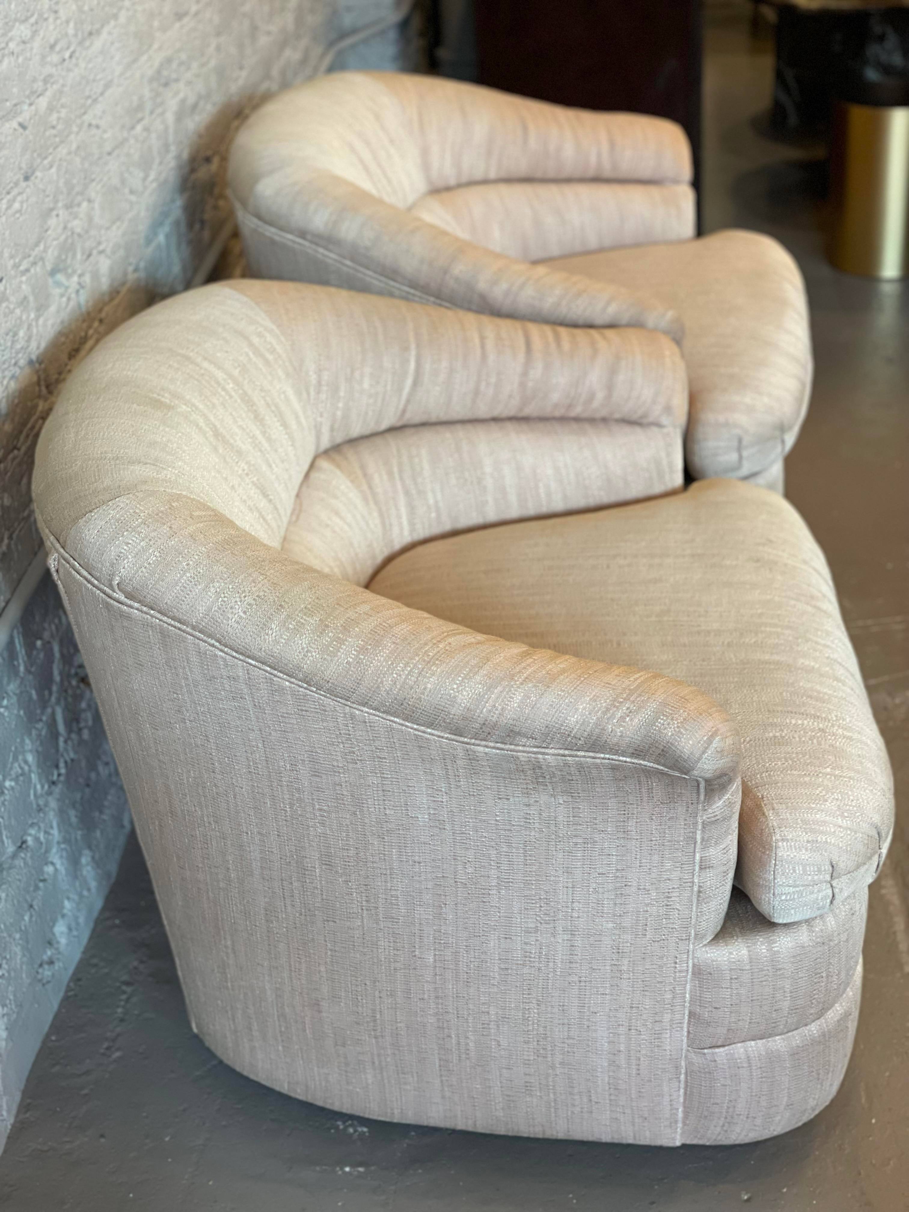 1980s Vintage Flexsteel Swivel (360) Chairs - a Pair