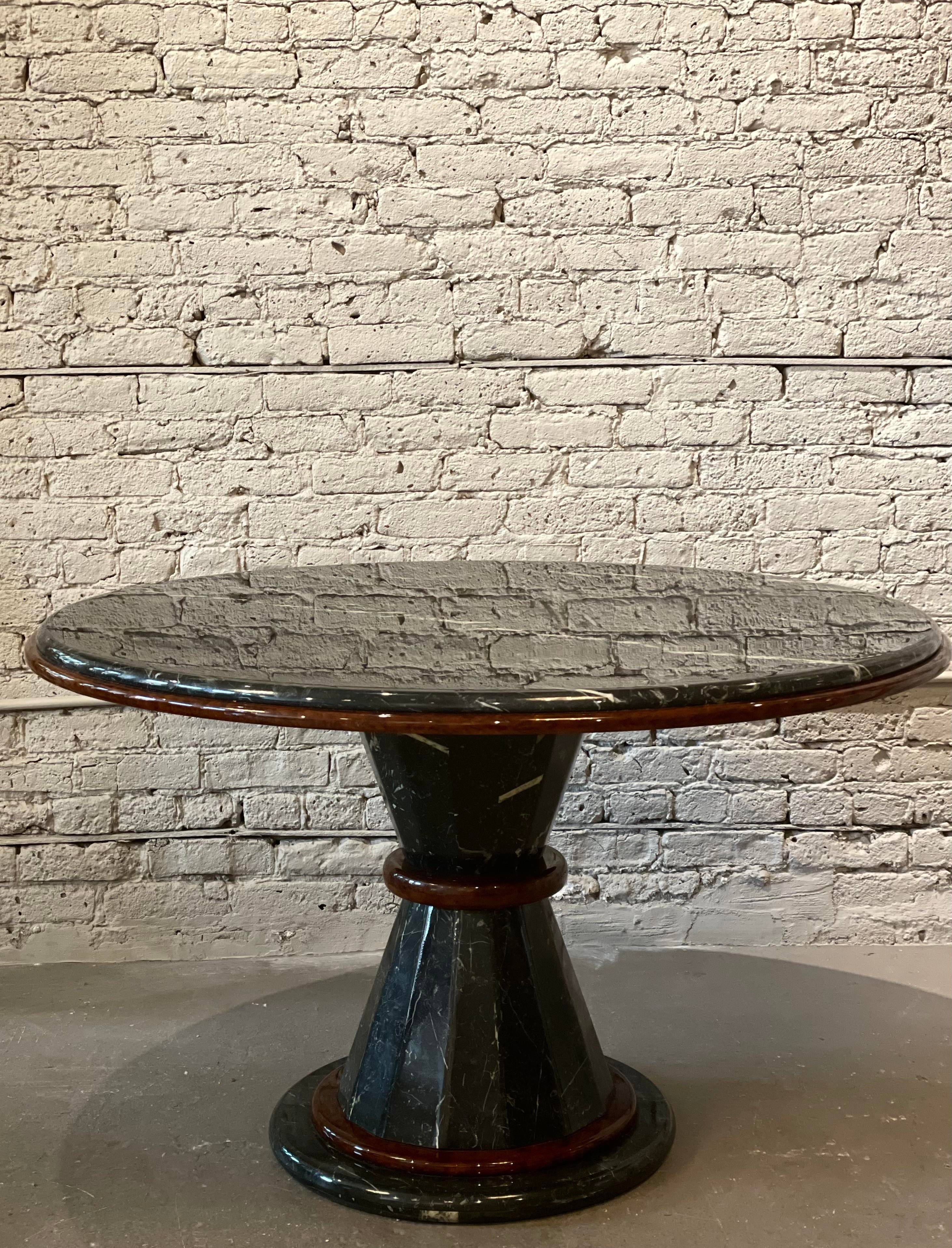 1980s Vintage Nero Marquina Black and White Marble and Wood Round Pedestal Dining Table