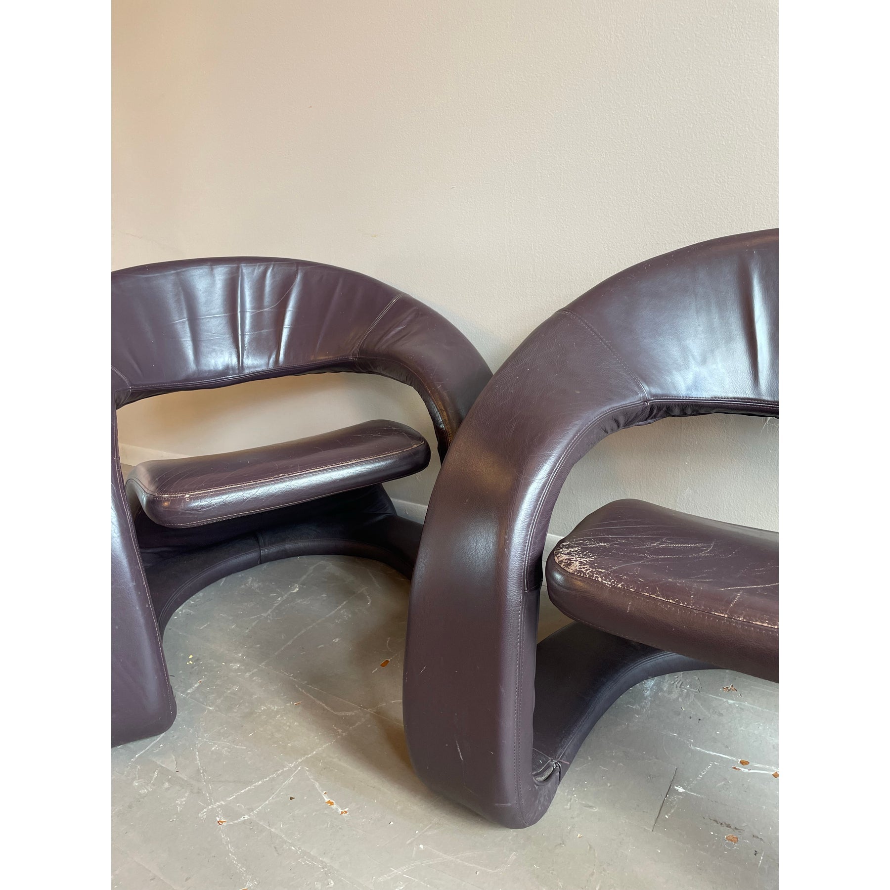 1980s Vintage Sculptural Leather Jaymar Chairs - A Pair