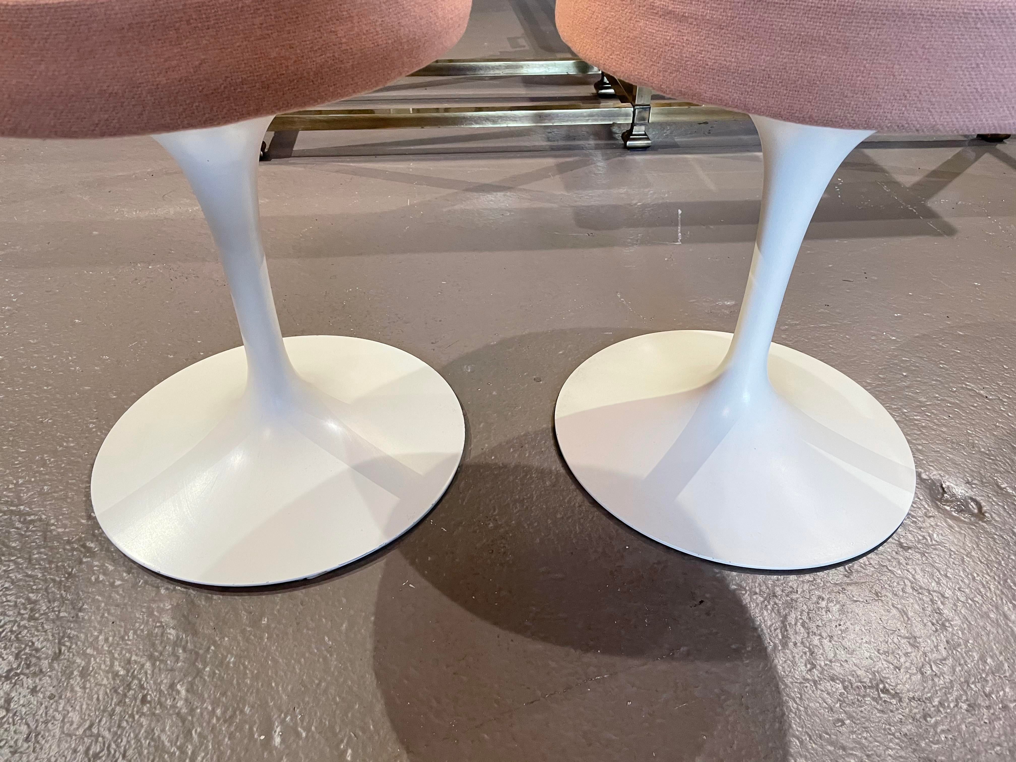 1980s Vintage Tulip Stools by Eero Saarinen for Knoll Labeled - a Pair