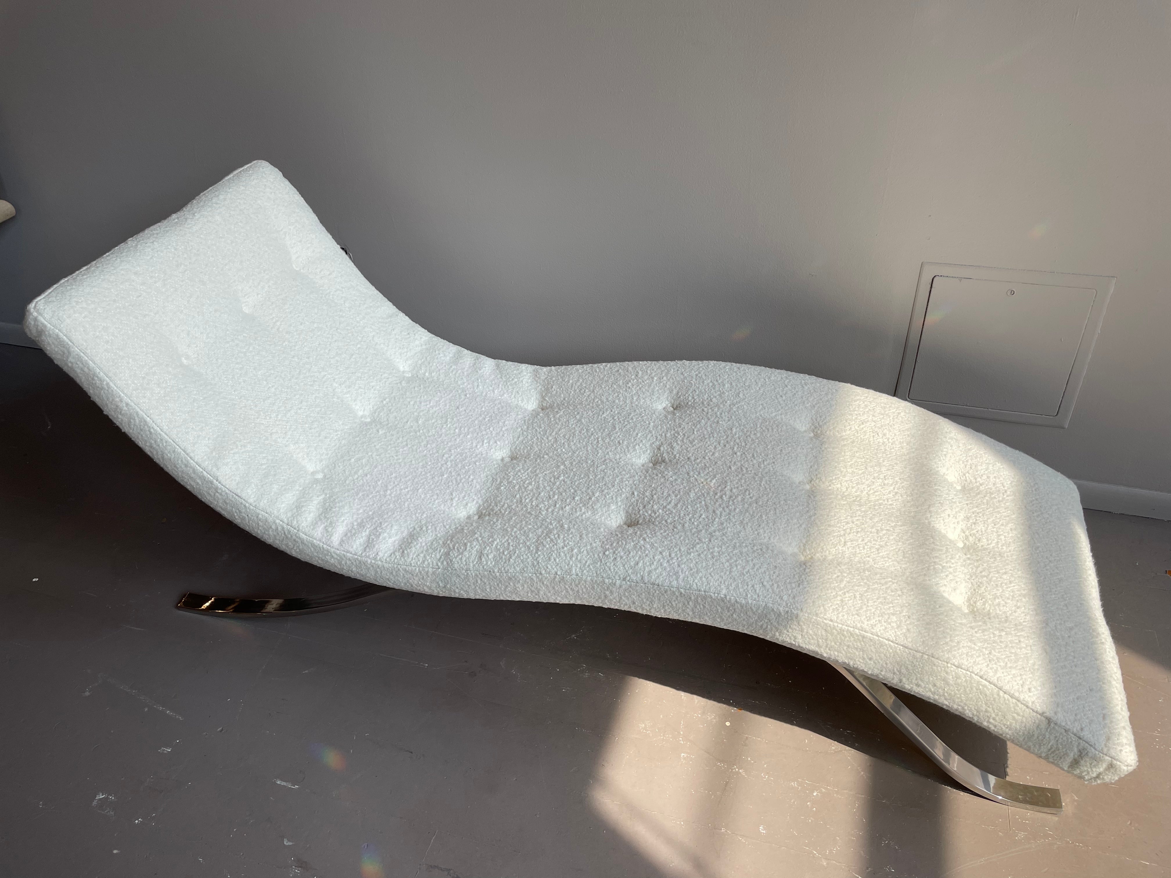 1980s Vintage Chrome Chaise in French Boucle