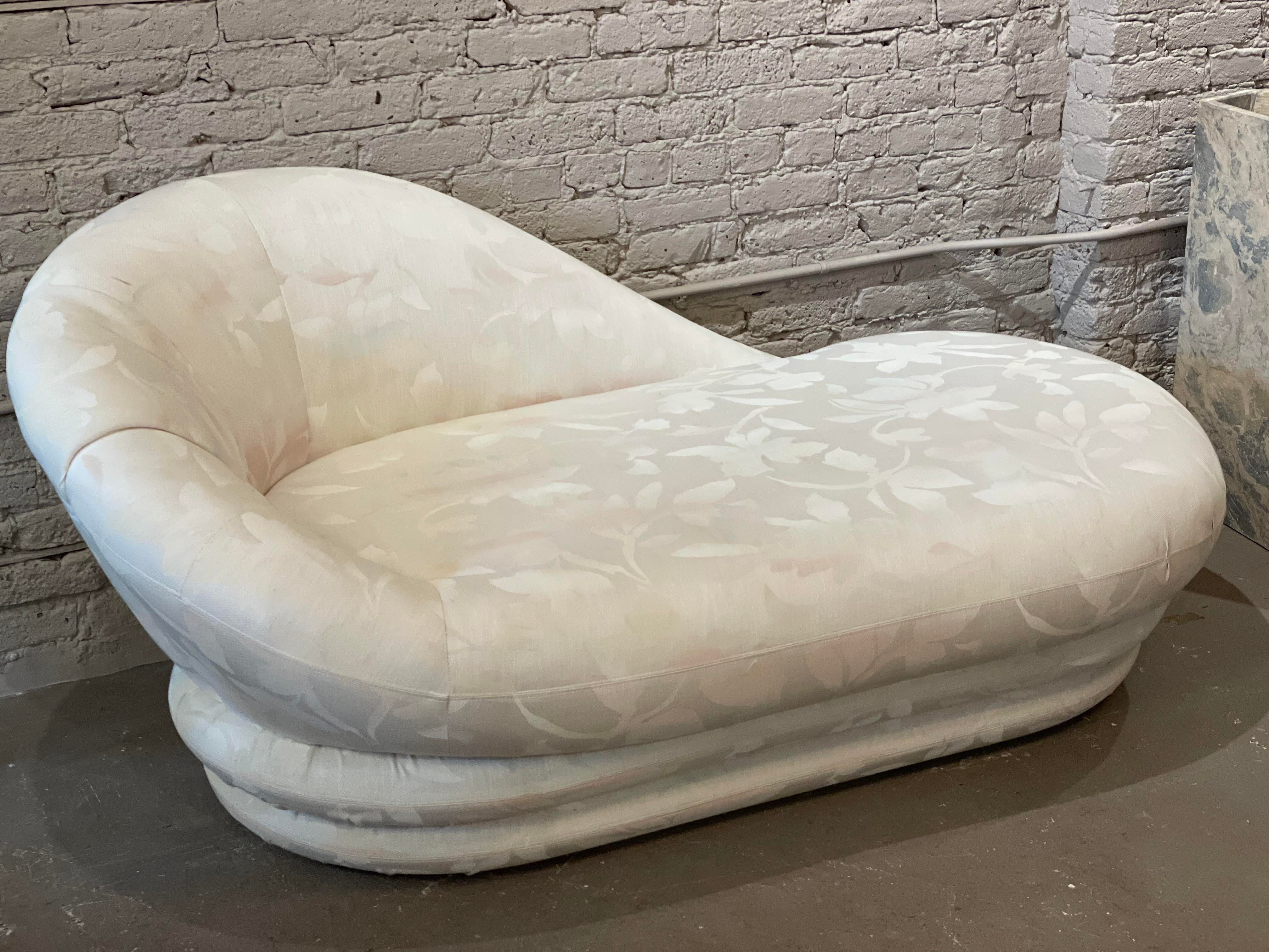 Postmodern Vintage Chaise Lounge Sette