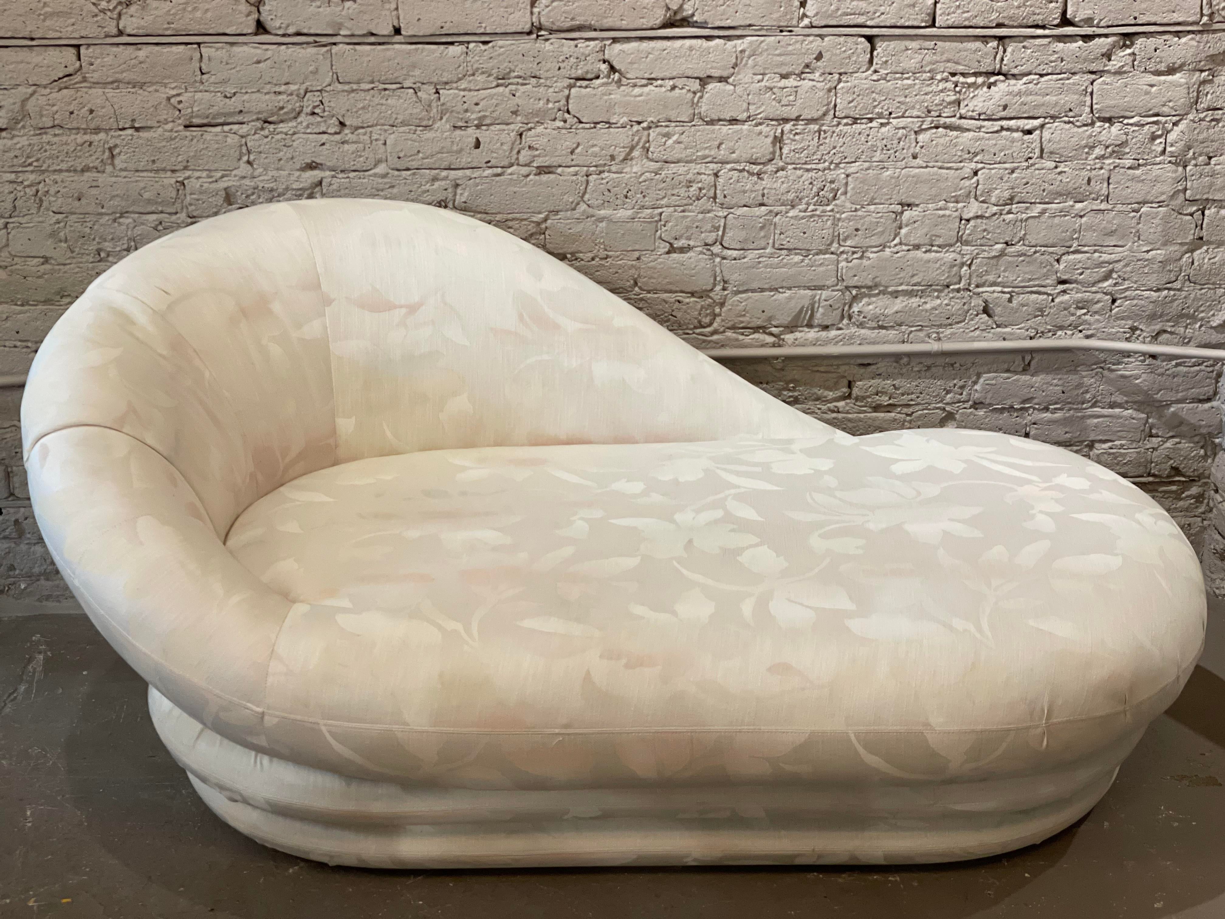 Postmodern Vintage Chaise Lounge Sette