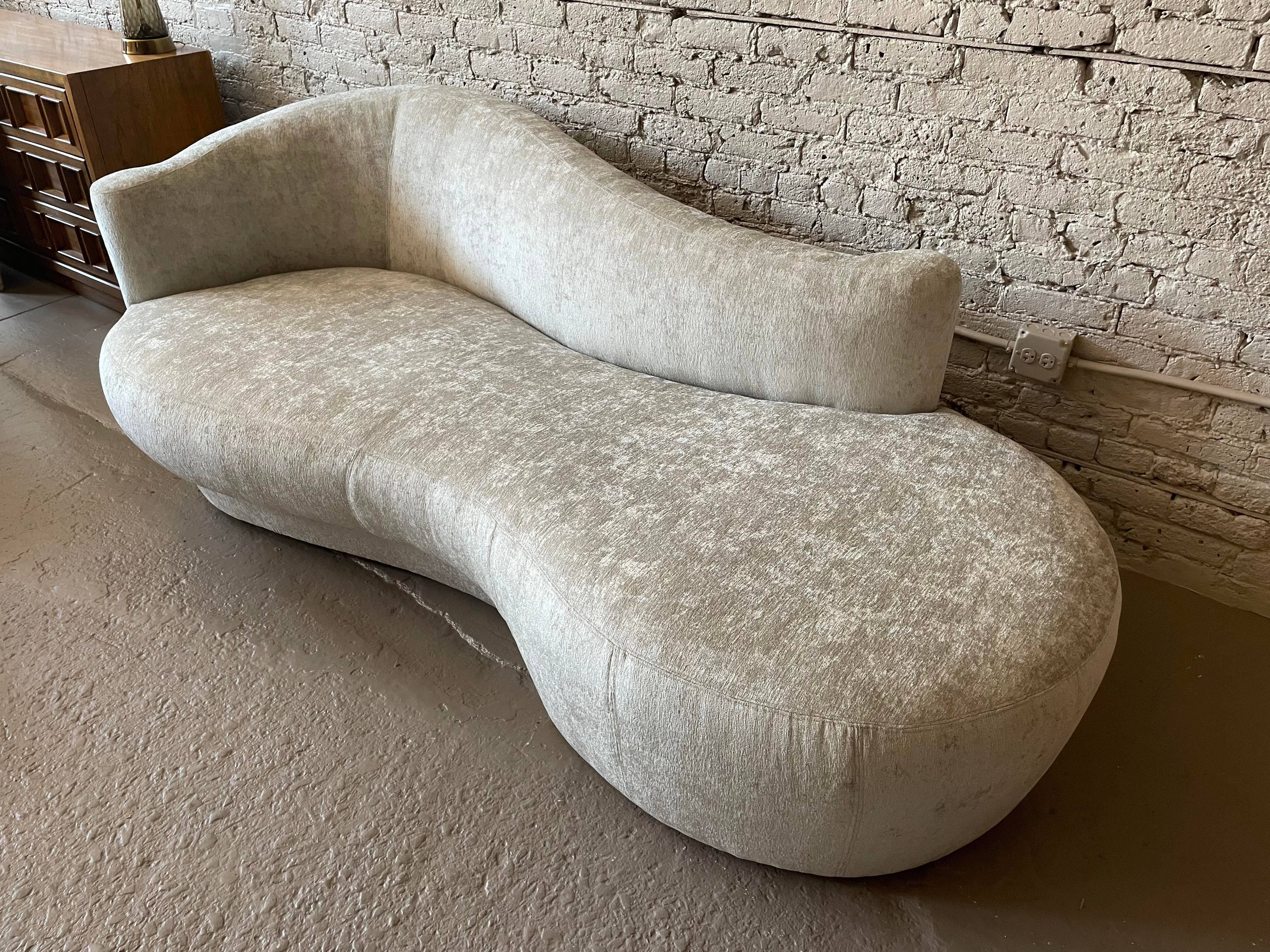 Postmodern Weiman Curved Sofa Chaise Serpentine Attributed to Kagan