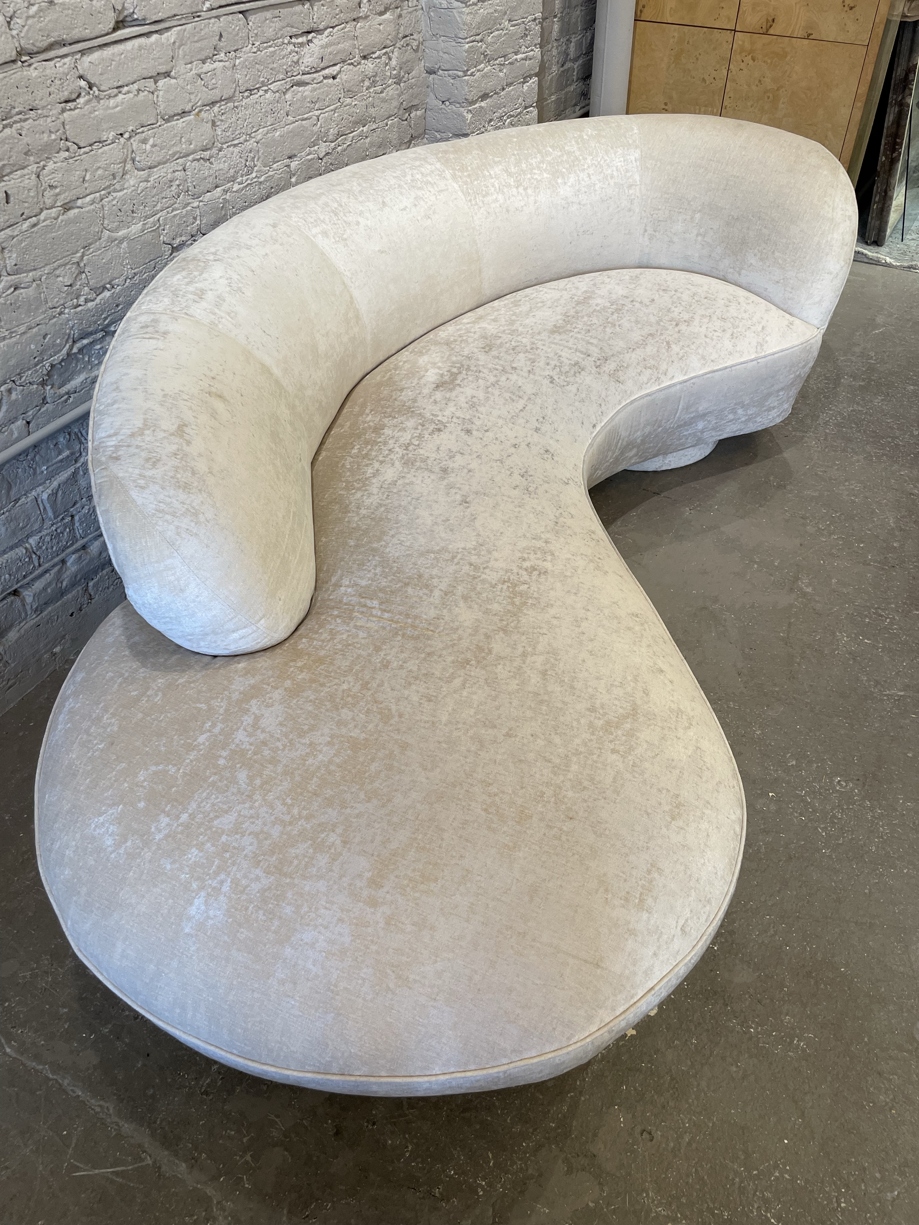Vintage Vladimir Kagan Directional Cloud Sofa 1980s