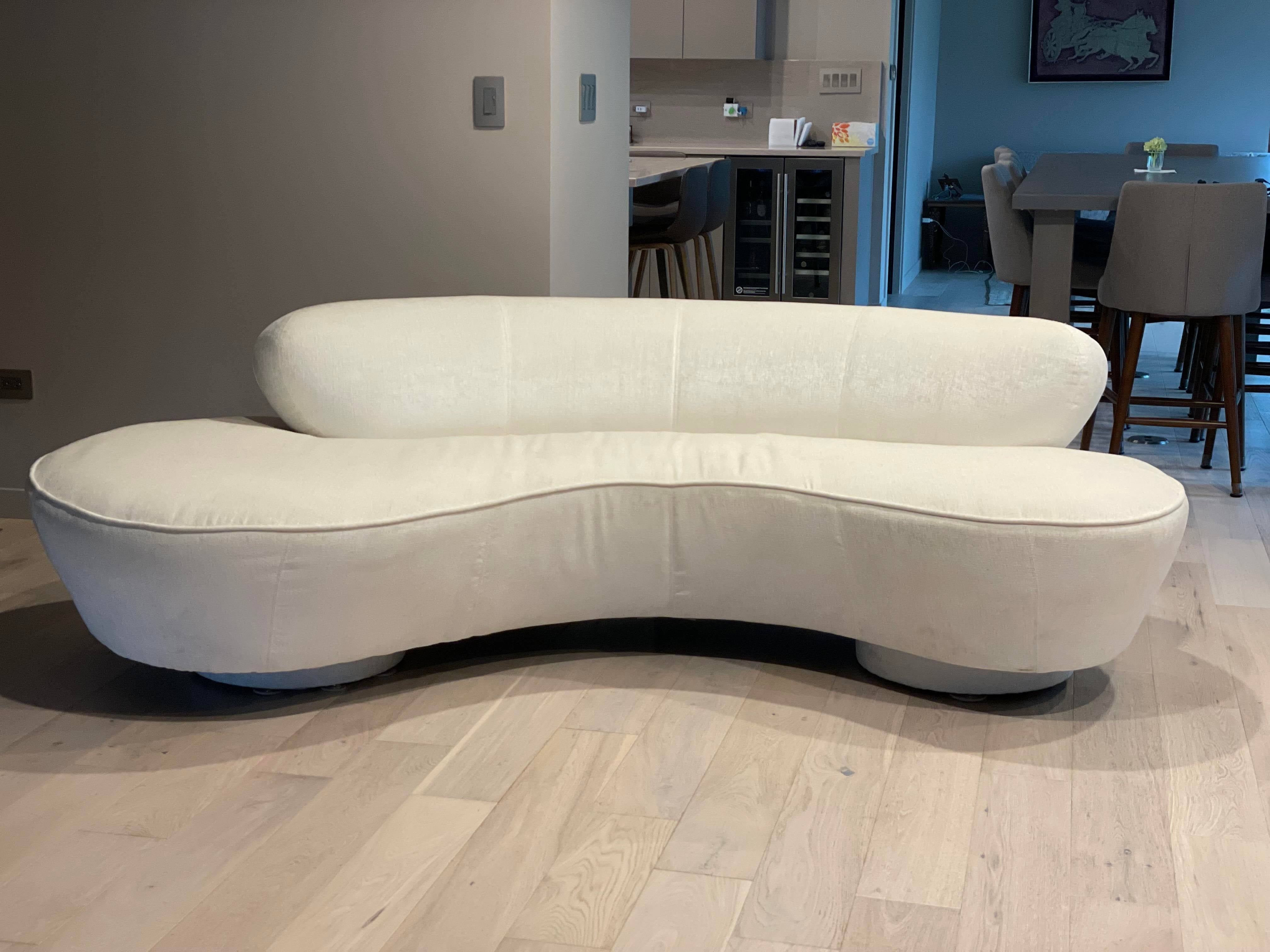 Vladimir Kagan Directional Cloud Serpentine Sofa
