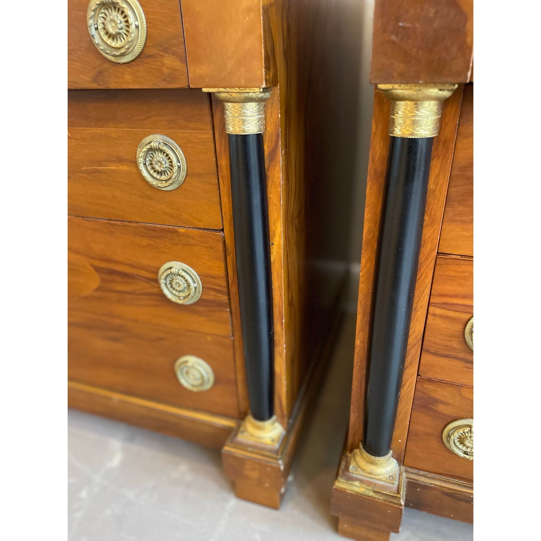 1940s Vintage Biedermeier Walnut Nightstands With Nero Portoro Marble Top - A Pair
