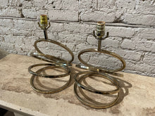 Load image into Gallery viewer, 1960s Vintage Brass Spiral Lamps - a Pair
