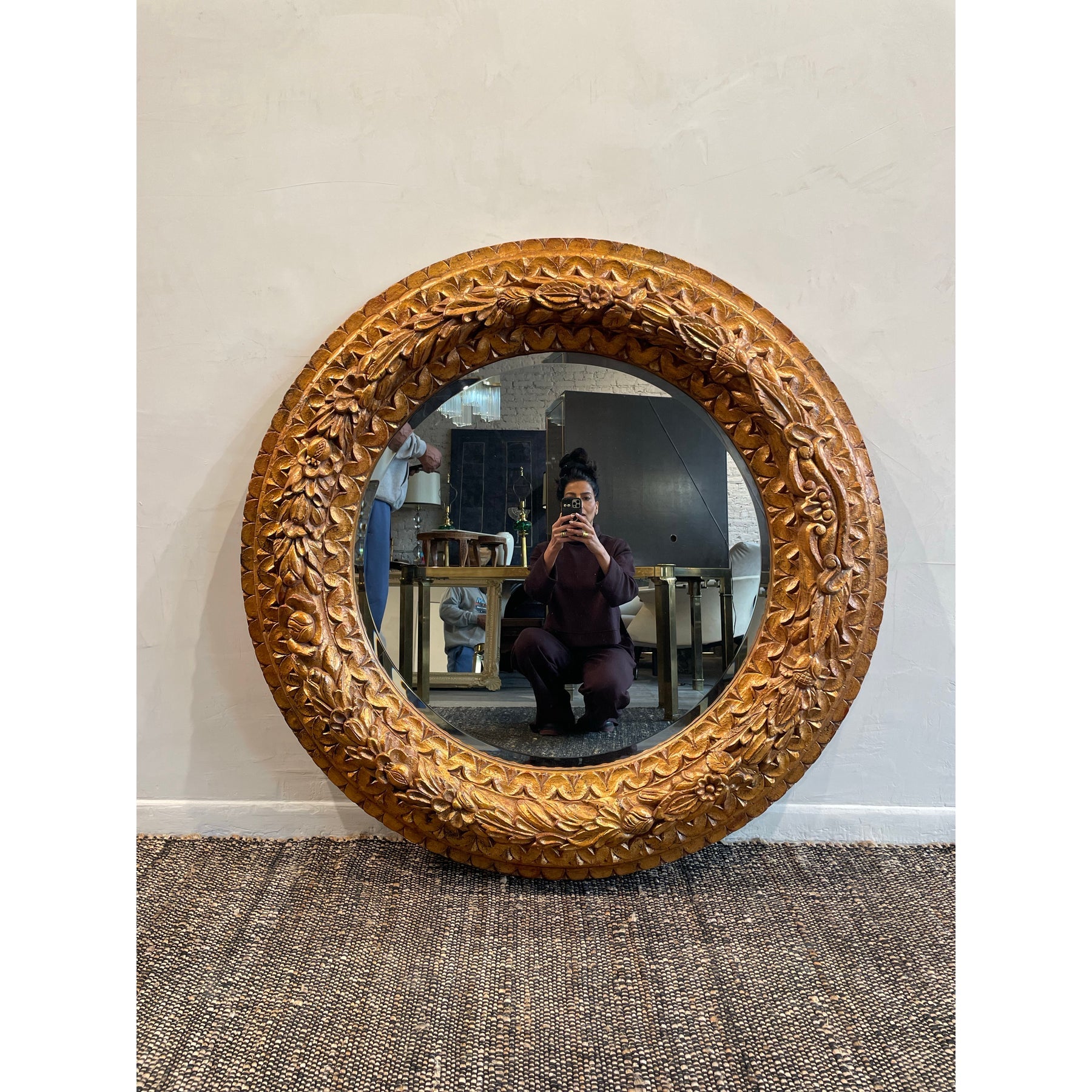 1960s Vintage Hand-Carved Giltwood Round Mirror With Floral Relief