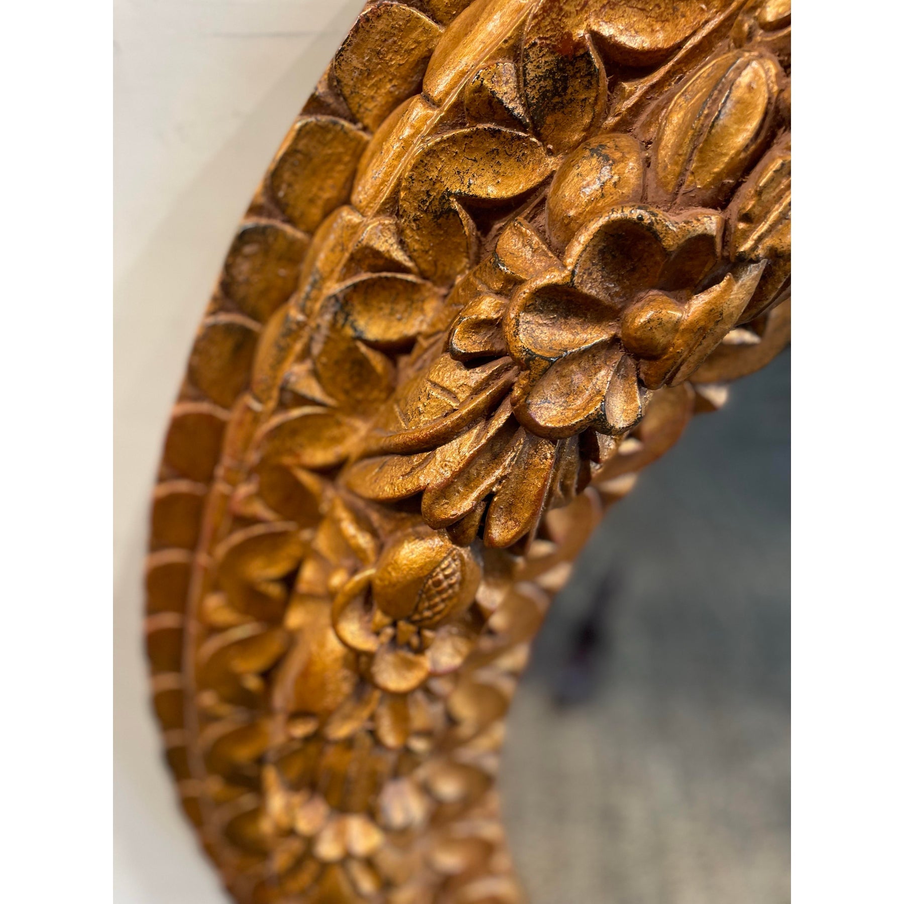 1960s Vintage Hand-Carved Giltwood Round Mirror With Floral Relief