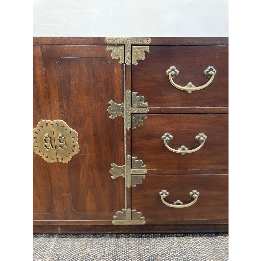 1970s Vintage Henredon Tansu Asian Dresser Credenza