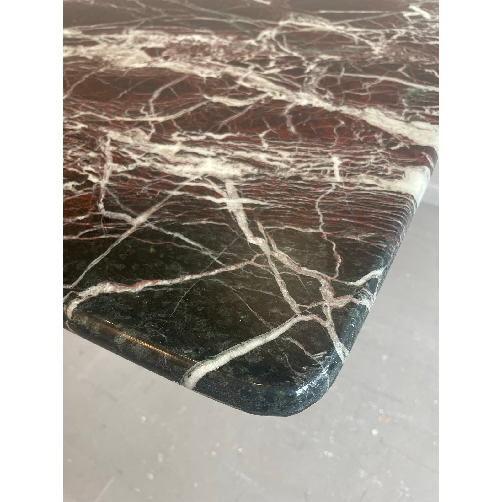 1970s Vintage Italian Rosso Levantó Red and Black Marble Dining Table Cushion Shape