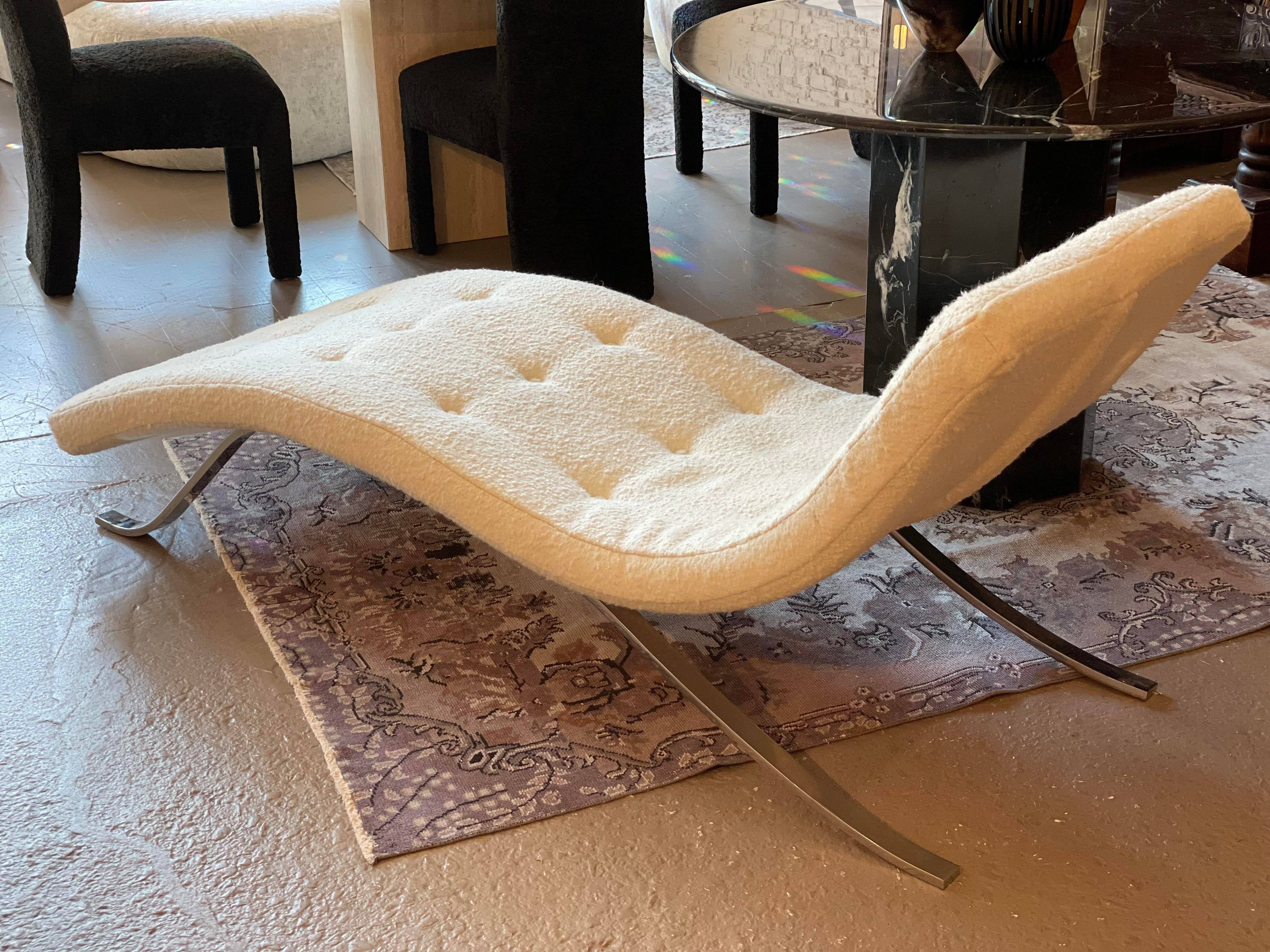 1980s Vintage Chrome Chaise in French Boucle