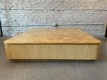 Cargar imagen en el visor de la galería, 1980s Vintage Custom Made Big Bamboo and Burled Wood Coffee Table
