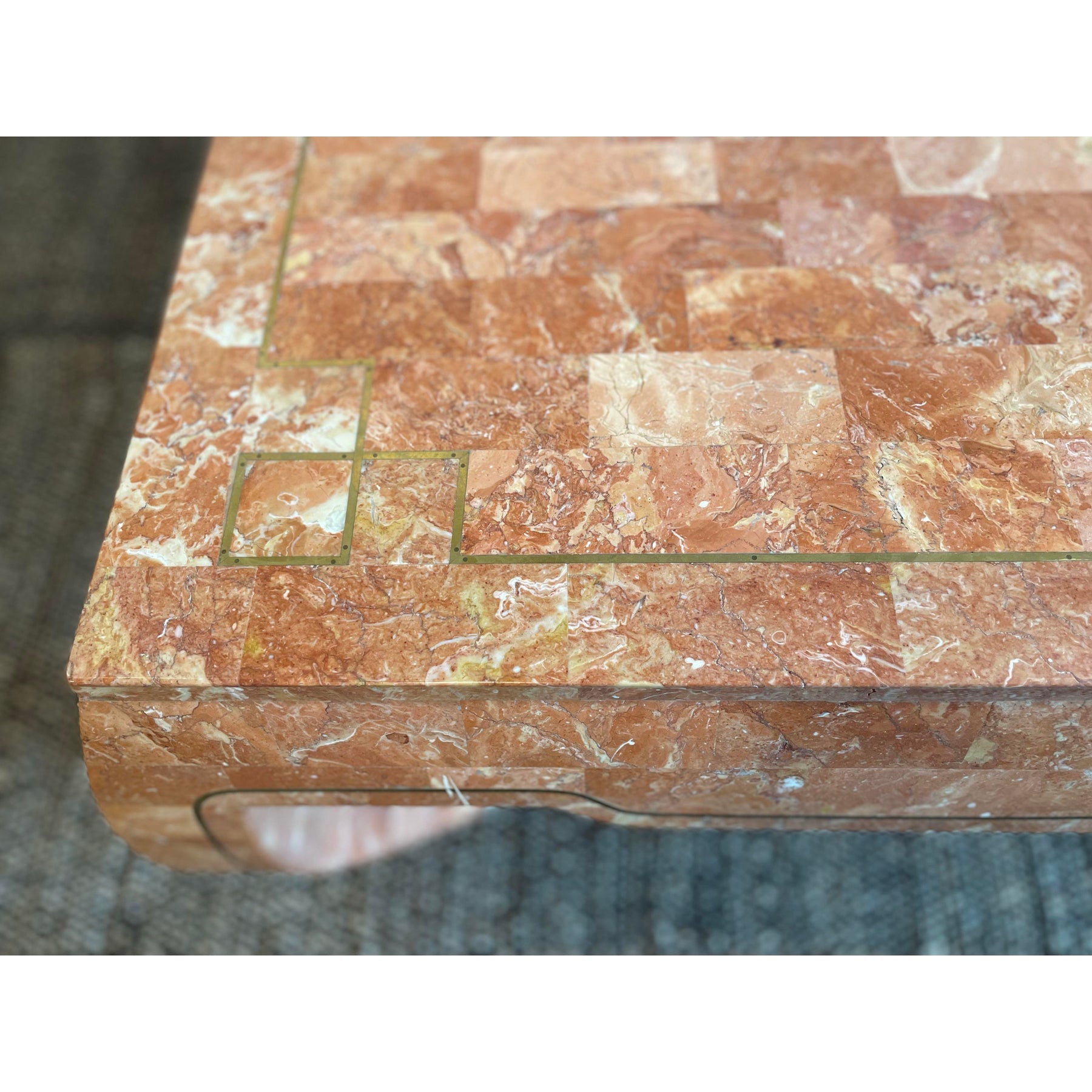 1980s Vintage in the Manner of Maitland Smith Tessellated Stone Coffee Table With Ming Curved Legs