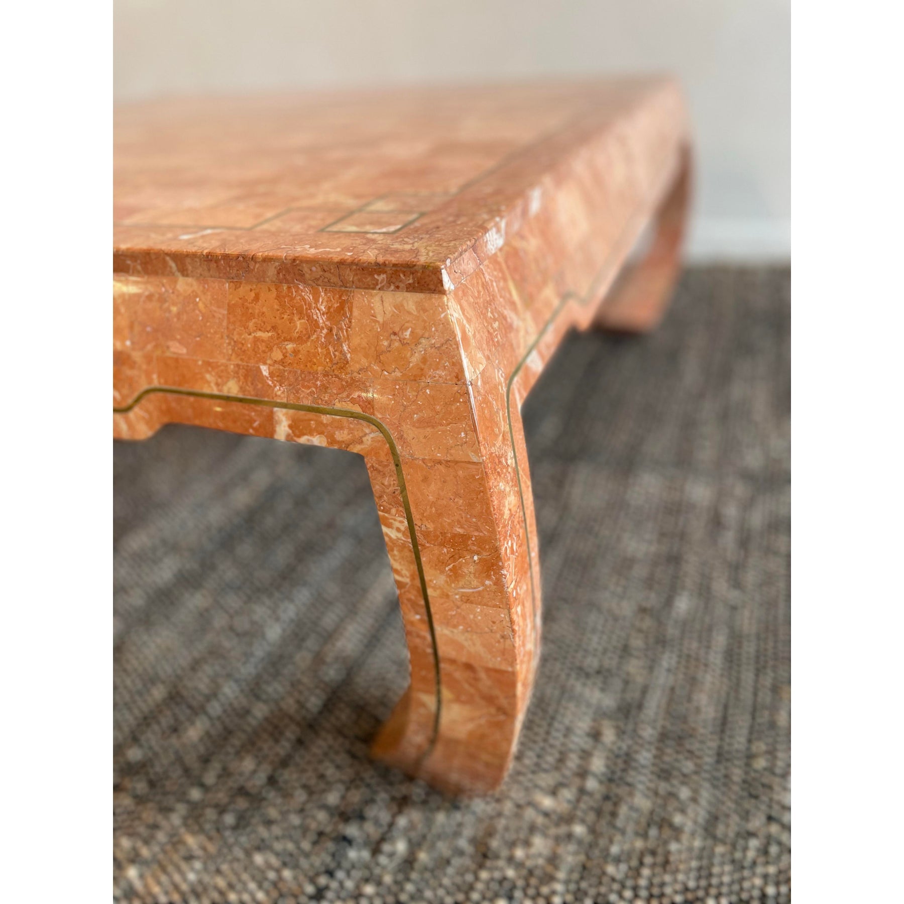 1980s Vintage in the Manner of Maitland Smith Tessellated Stone Coffee Table With Ming Curved Legs