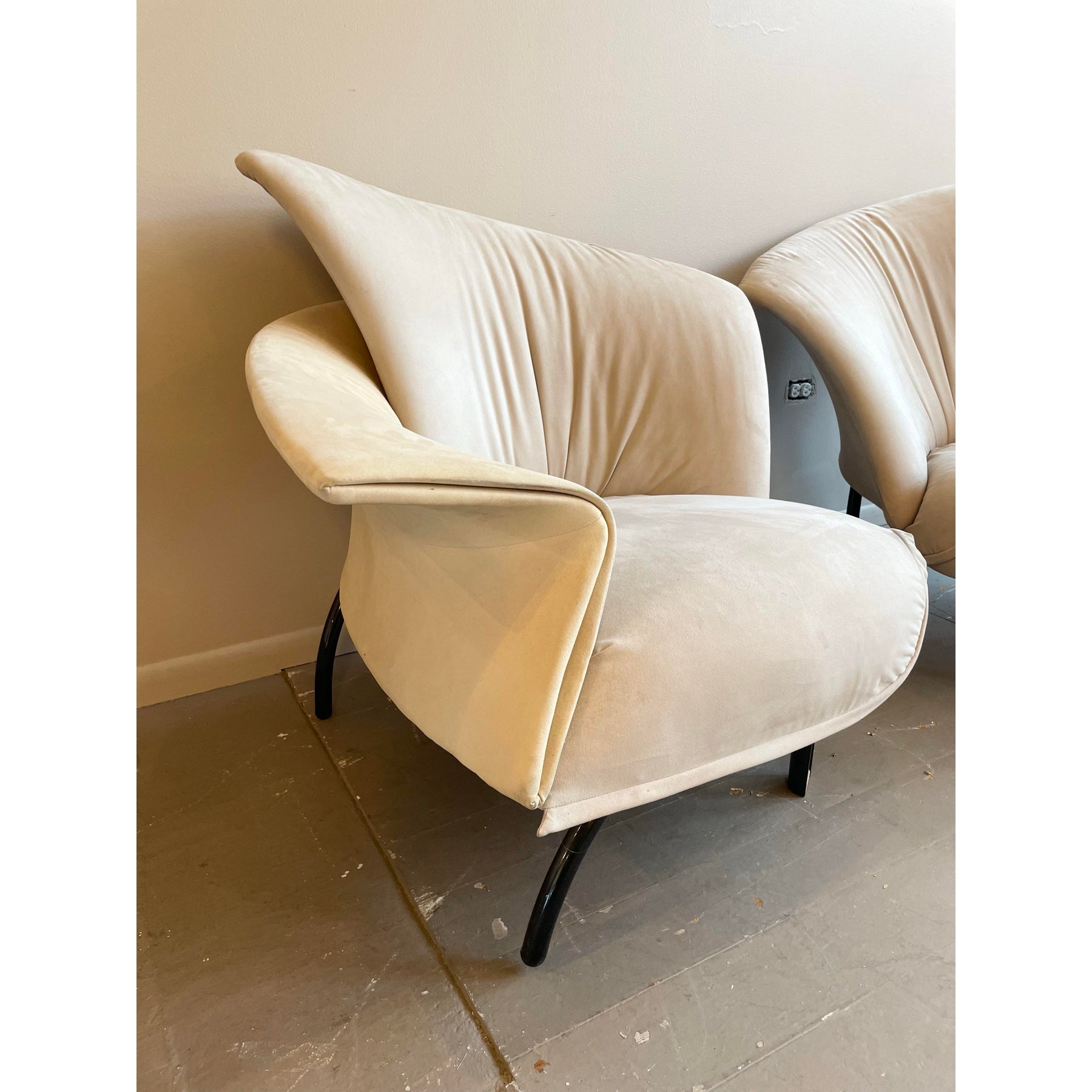 1980s Vintage Italian Chairs in the Manner of Giorgio Saporiti - A Pair