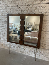Cargar imagen en el visor de la galería, Brutalist Lane Staccato Mirror
