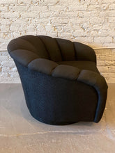 Cargar imagen en el visor de la galería, Postmodern Swivel Chair in the Style of Pierre Paulin
