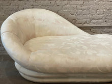 Load image into Gallery viewer, Postmodern Vintage Chaise Lounge Sette
