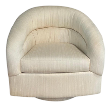 Cargar imagen en el visor de la galería, 1970s Vintage Swivel Chair in the Style of Milo Baughman
